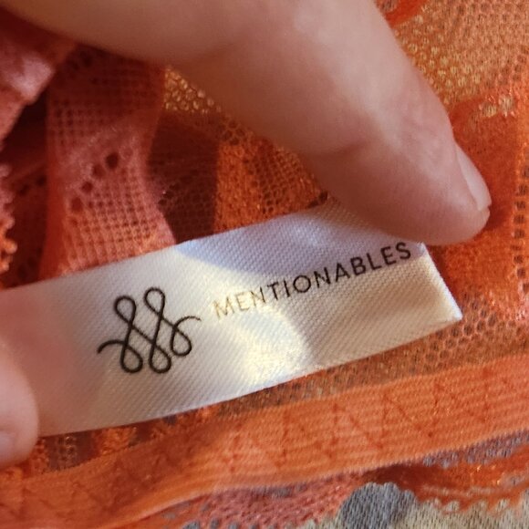 MENTIONABLES LACY CROTCHLESS TEDDY-HOT PINK SMALL - Picture 4 of 6